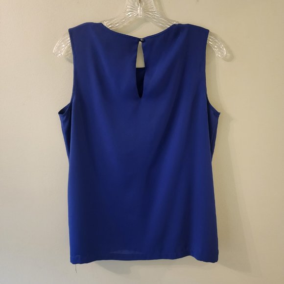Banana Republic scalloped front top, Size S, EUC - Picture 2 of 4